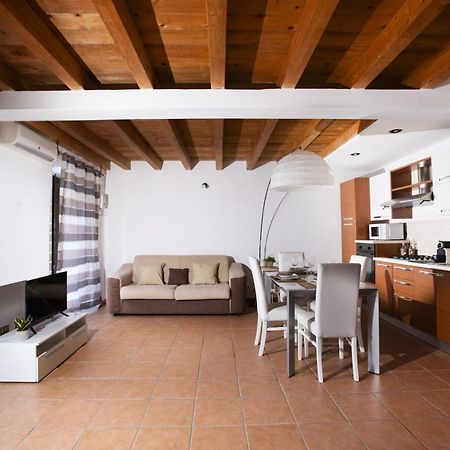 Apartmán Montesanto 13 Palermo Exteriér fotografie